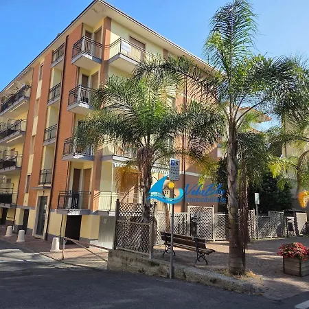 Апартаменты Il Corallo E Il Mare A 4 Passi! *